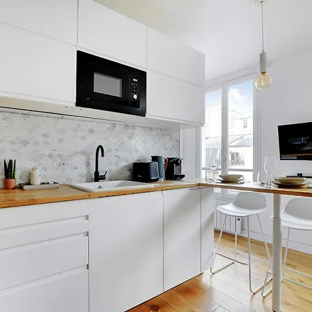 Modern Flat 2p In The Heart Of Marais * Paris